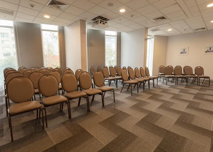 Ramada Encore By Wyndham Lima San Isidro
