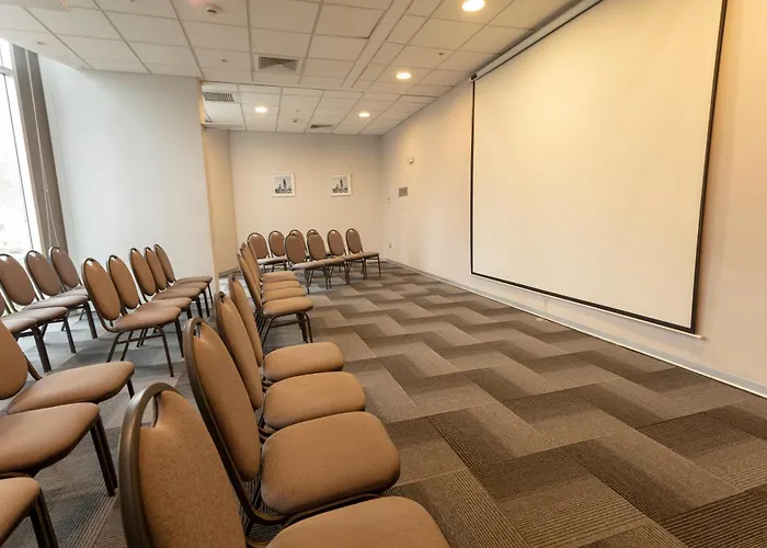 Ramada Encore By Wyndham Lima San Isidro