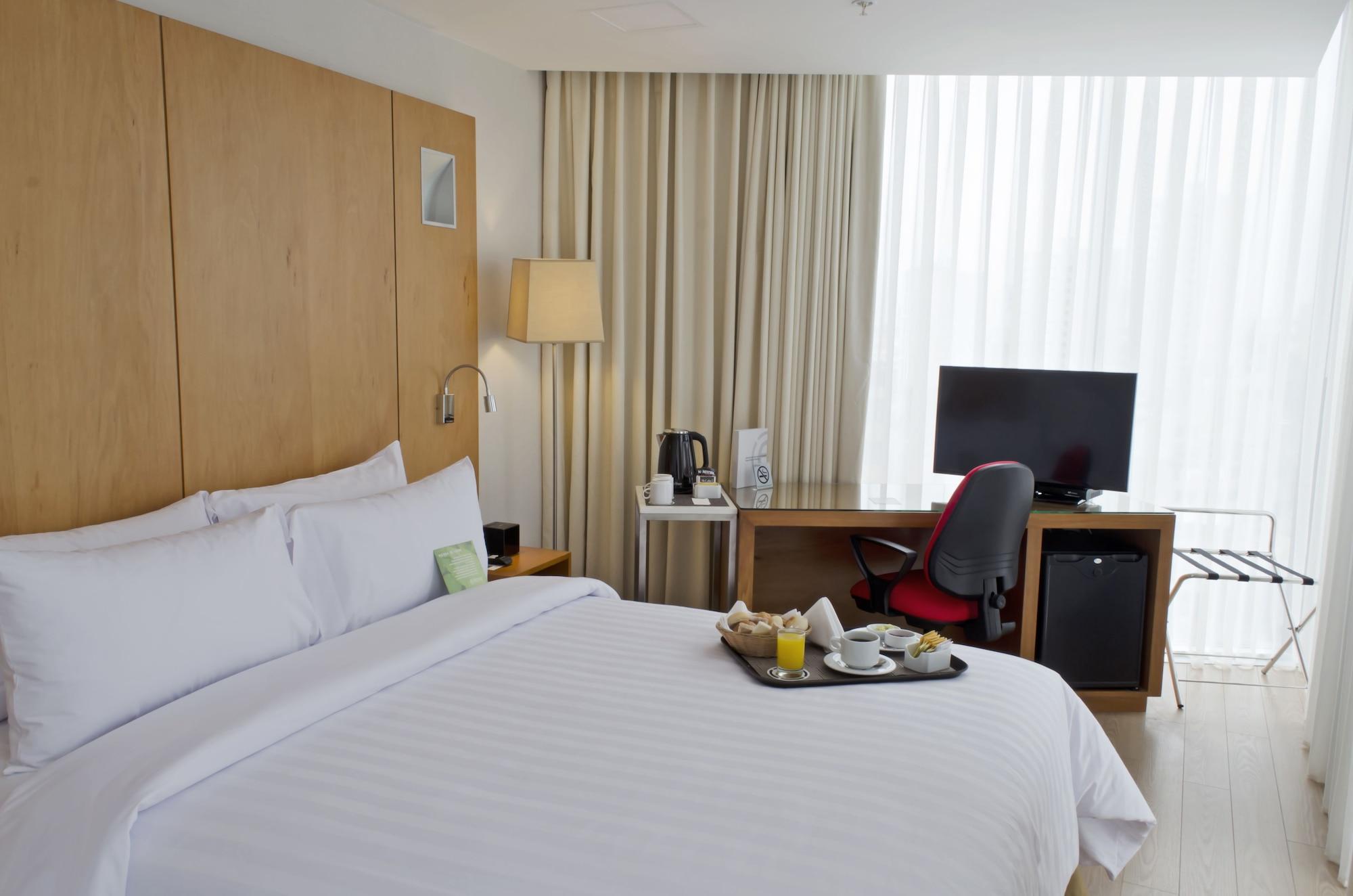 Hotel Ramada Encore By Wyndham San Isidro Lima