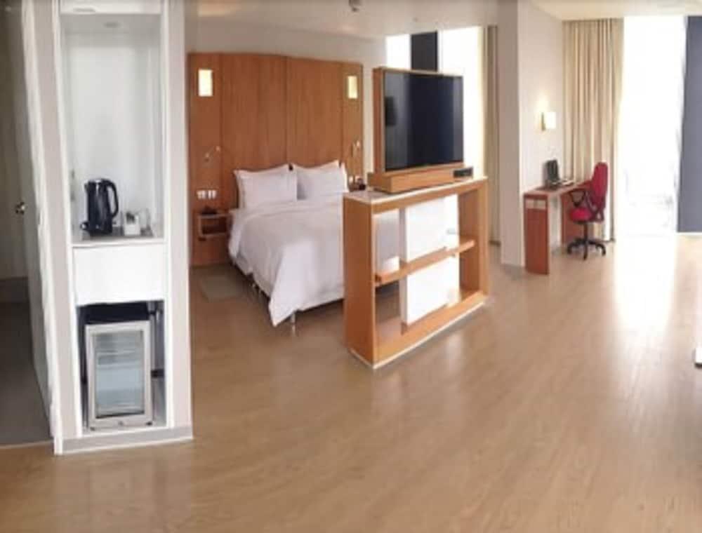 Ramada Encore By Wyndham San Isidro