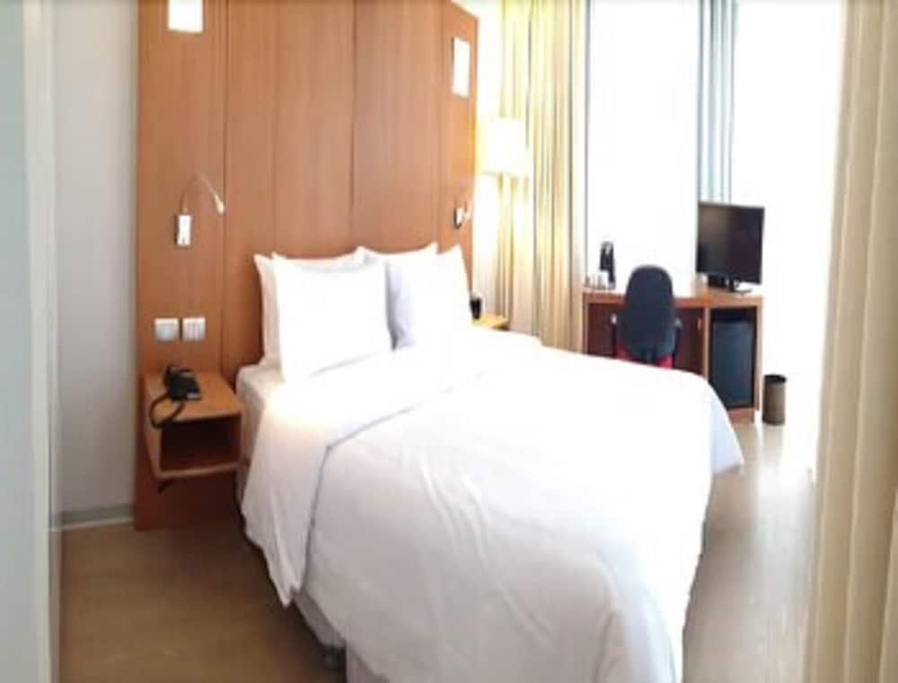 Hotel Ramada Encore By Wyndham San Isidro Lima