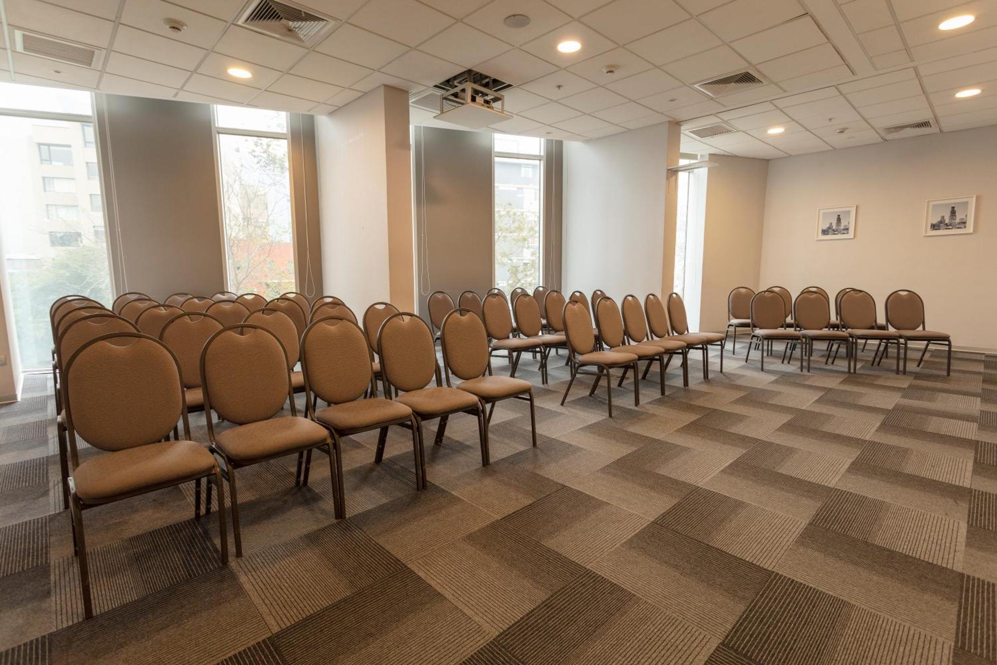 Ramada Encore By Wyndham San Isidro 4*